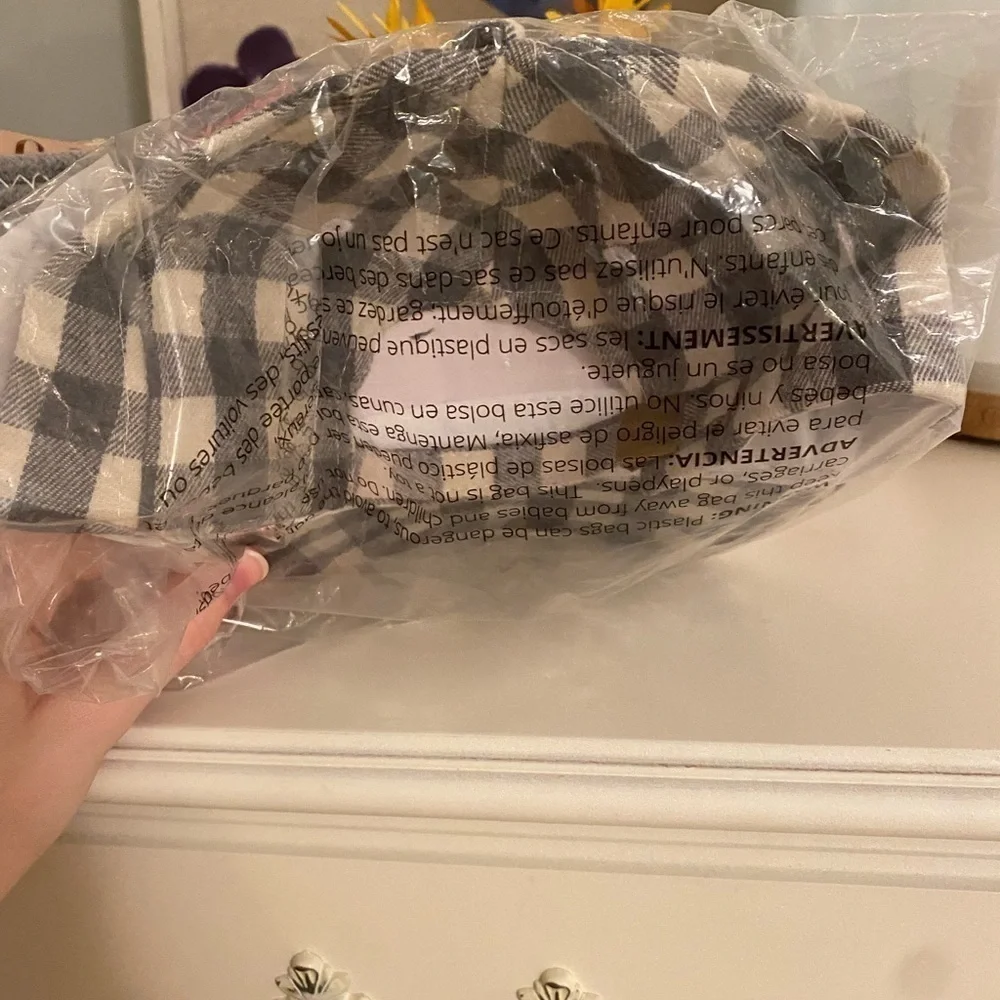 Cocus Pocus Plaid Ballcap - Picture 5 of 8